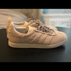 Adidas Gazelle gray size 7 women’s NEW